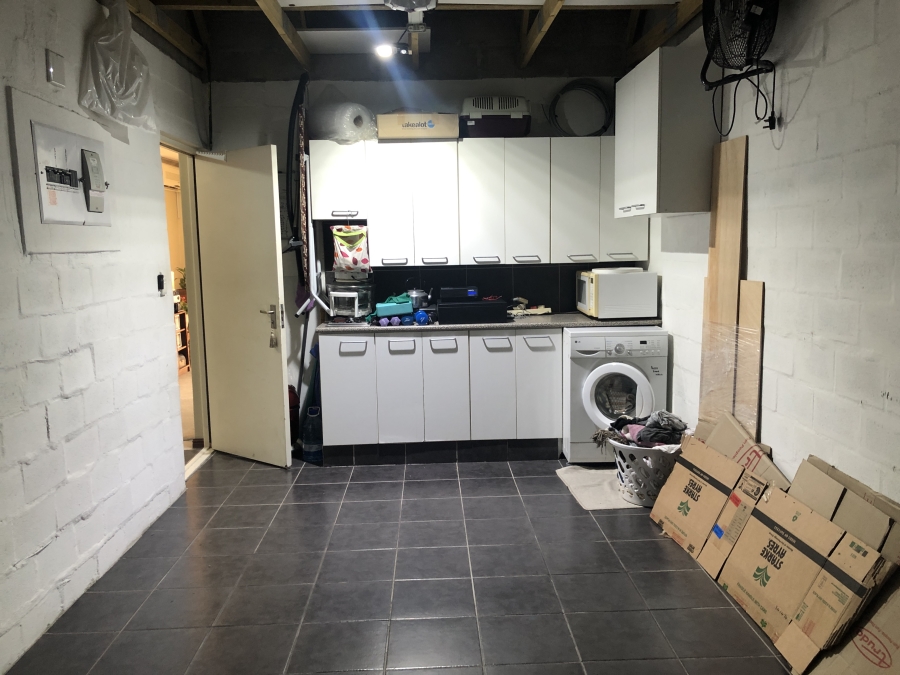 To Let 2 Bedroom Property for Rent in Century City Western Cape